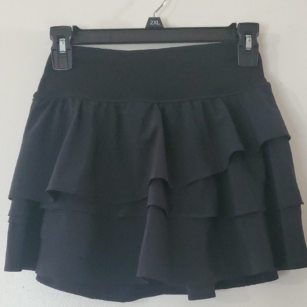 American Eagle Ruffled Tennis Skort Size Small Black Pickleball Athleisure